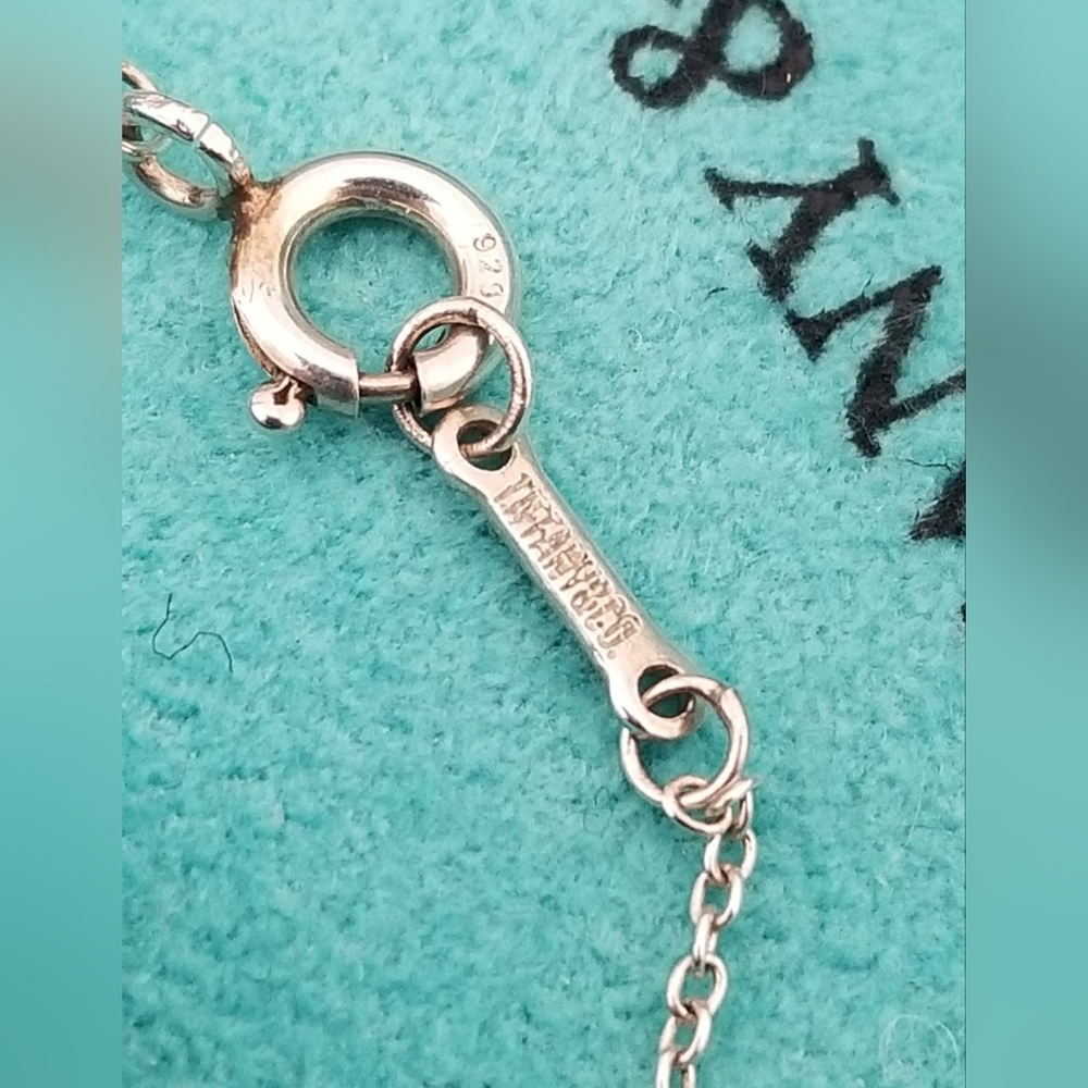 Vintage Tiffany & Co. Double Loop Pendant Necklace - Picture 5 of 6